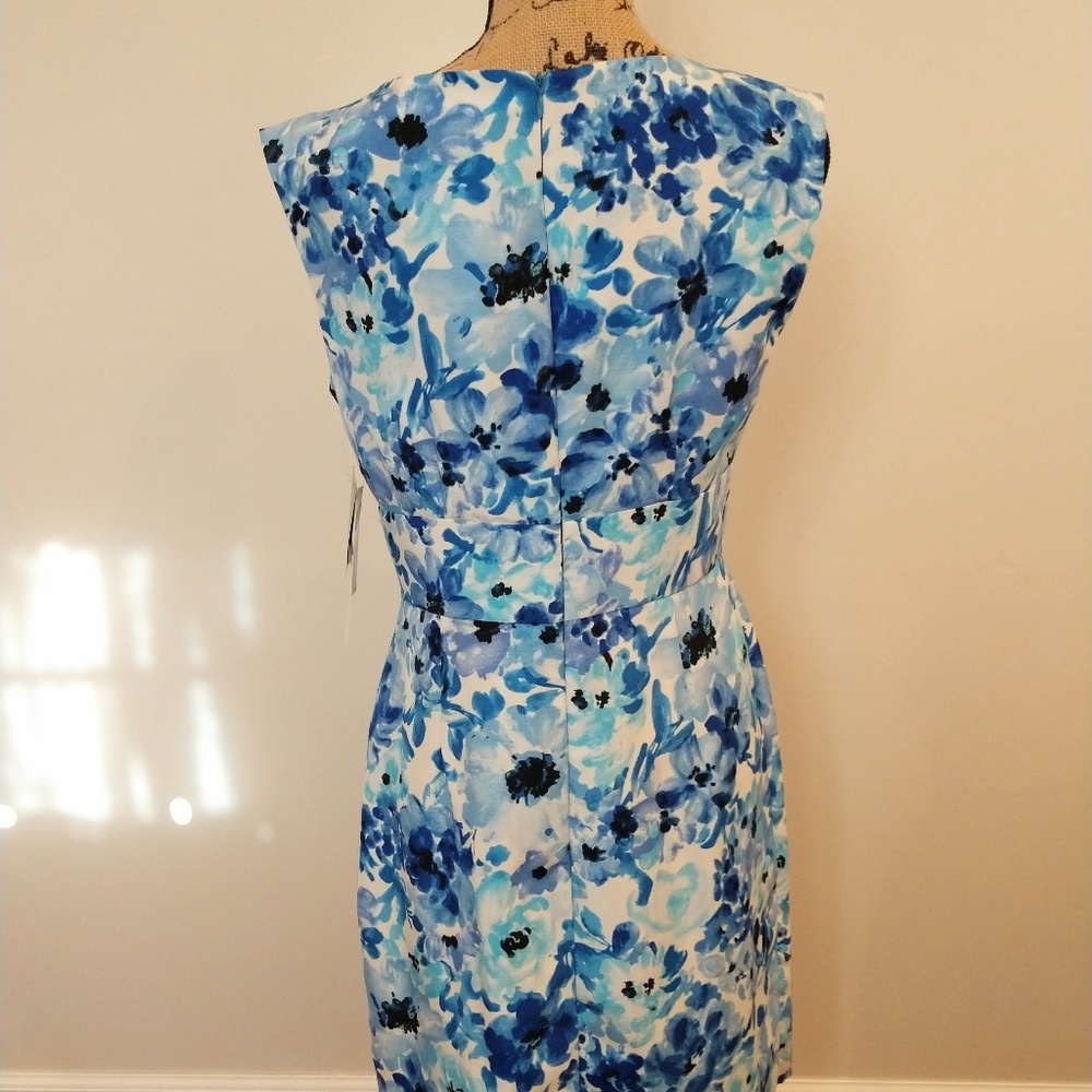 Floral dress - Picture 3 of 3